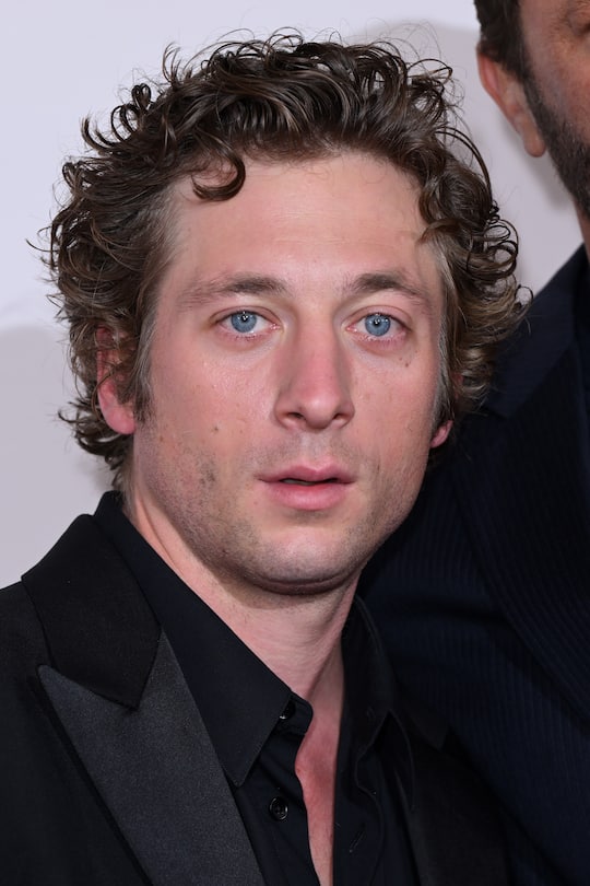 LONDON, ENGLAND - NOVEMBER 15: Jeremy Allen White arrives at the GQ Men Of The Year Awards 2023 at The Royal Opera House on November 15, 2023 in London, England. (Photo by Karwai Tang/WireImage)