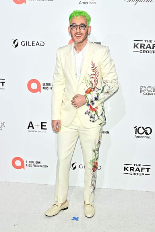 Sam Haft im Alexander McQueen Anzug an der Elton John AIDS Foundation's 34th Annual Academy Awards Viewing Party on March 15, 2026 in West Hollywood, California. (Photo by Jerod Harris/Getty Images)