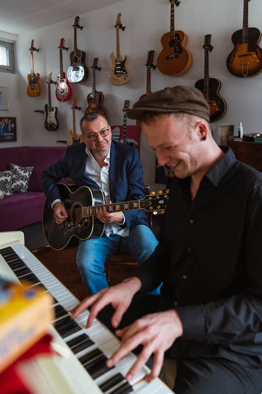 Philipp Fankhauser, Musiker und Songwriter, mit Lucky Wuethrich, Homestory, Rümlang, SI 07/2021