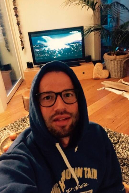 Jonny Fischer vor Hochzeit Geburtstag Freund ESC Instagram