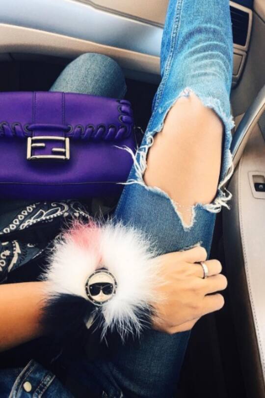 instatrends backseat-selfie