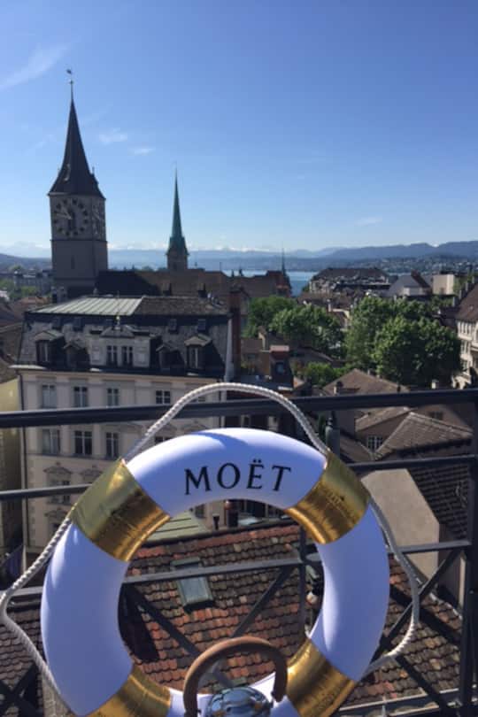 Moët
