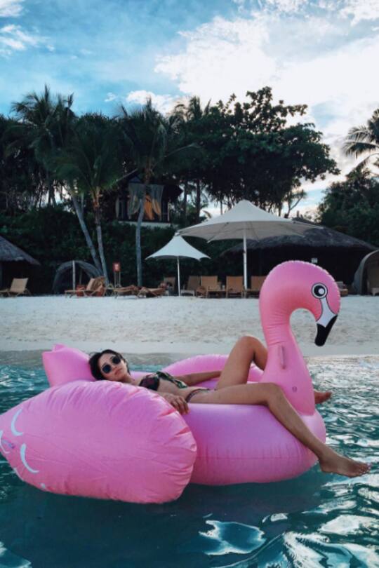 instatrend pool floats