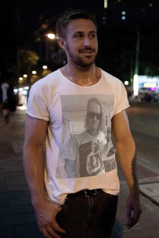 Ryan Gosling trägt T-Shirt mit Macaulay Culkin drauf NEU