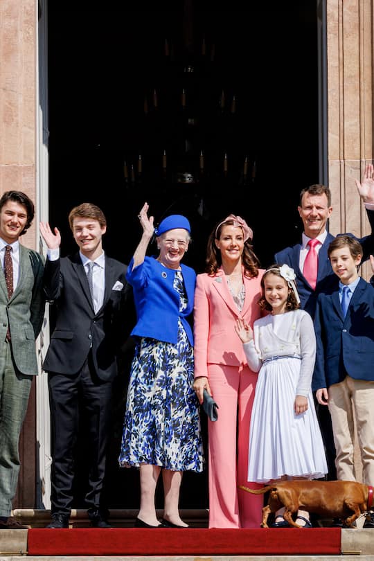 Königin Margrethe hat sich wieder mit ihrem Sohn Prinz Joachim und dessen Familie versöhnt.