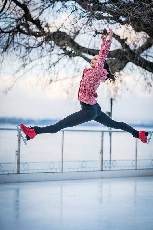 Sarah Meier bei der Eisbahn