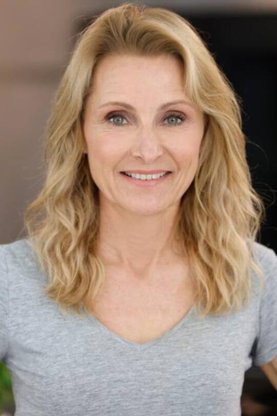 Dr. Alexa Iwan ist Ernährungswissenschaftlerin und TV-Moderatorin.