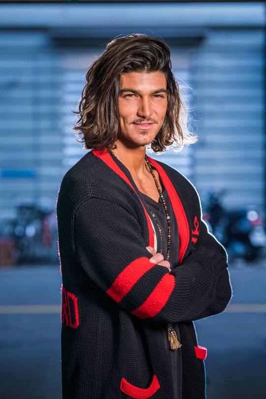 Foto: Joseph Khakshouri 18.12.2019Bachelor: es ist vorbei.Patric Haziri mit seiner zukünftigen ex GraceDer Hund heisst SiaZürich (ZH)