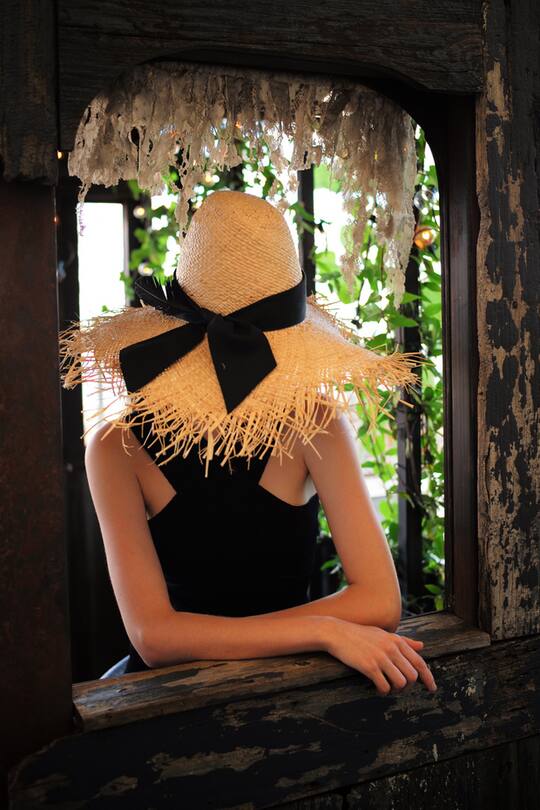 Designerin Gigi Burris an ihrer Hut-Präsentation am 4. September 2014 in New York.