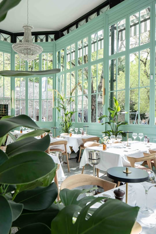 Das Café-Restaurant im Bastionspark ist ein wahrer Hafen der Ruhe mitten in der Stadt.