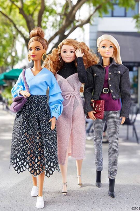 Barbie feiert ihren 60. Geburtstag – Barbie im Laufe der Zeit