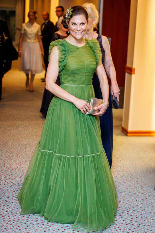 AMSTERDAM, NETHERLANDS - JUNE 07: Crown Princess Victoria of Sweden attends the Swedish Chamber of Commerce gala dinner at the Okura Hotel on June 7, 2022 in Amsterdam, Netherlands. The Swedish Chamber of commerce in The Netherlands celebrates its 60th anniversary. (Photo by Patrick van Katwijk/Getty Images)