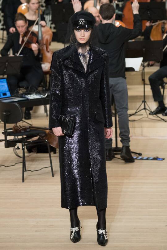 Runway-Bild der Métiers d'Art-Show 2017/2018 von Chanel