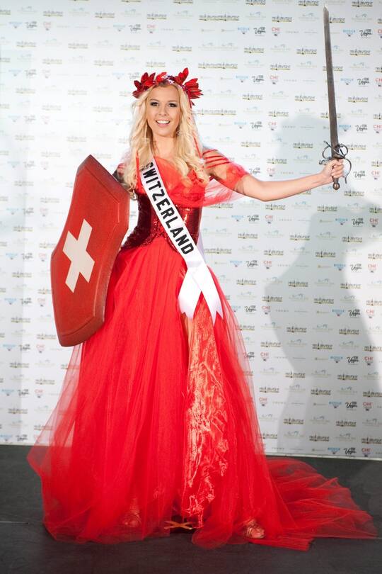 Linda Fäh VIP Galerie