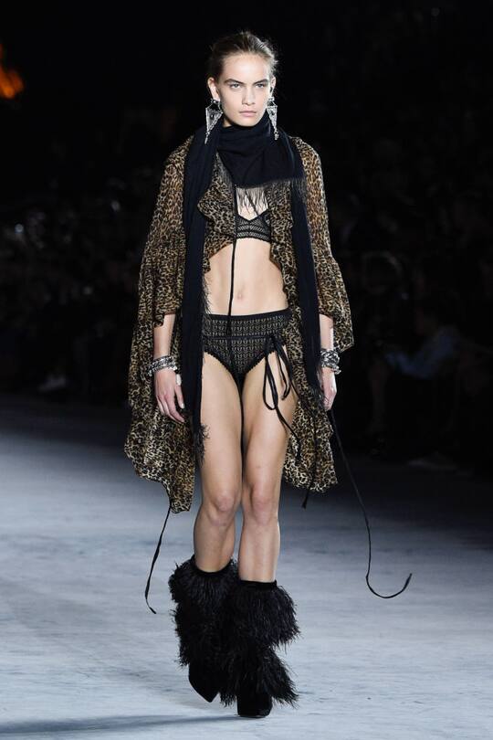 Nina Marker auf den Frühjahr/Sommer 2018 Shows