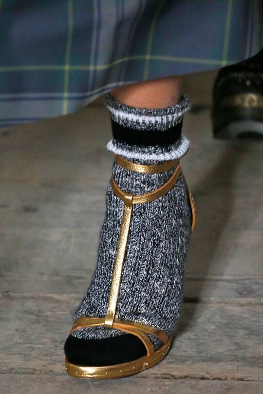 Schuhe gesehen auf den Catwalks an der Fashion Week London im September 2017