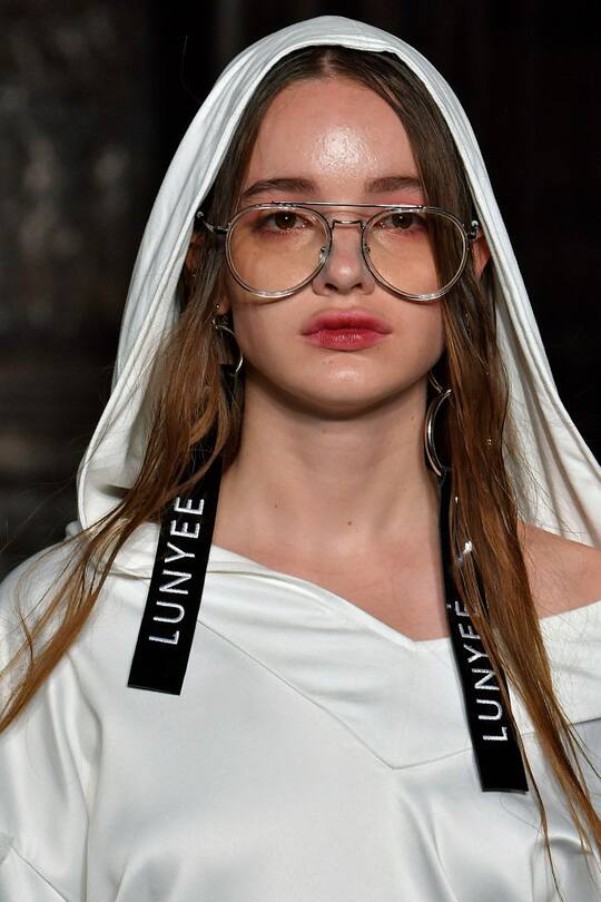 Brillen gesehen auf den Catwalks an der Fashion Week London im September 2017