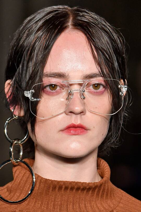 Brillen gesehen auf den Catwalks an der Fashion Week London im September 2017