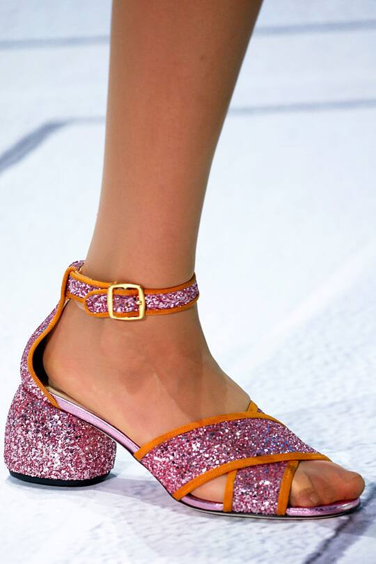 Schuhe gesehen auf den Catwalks an der Fashion Week London im September 2017