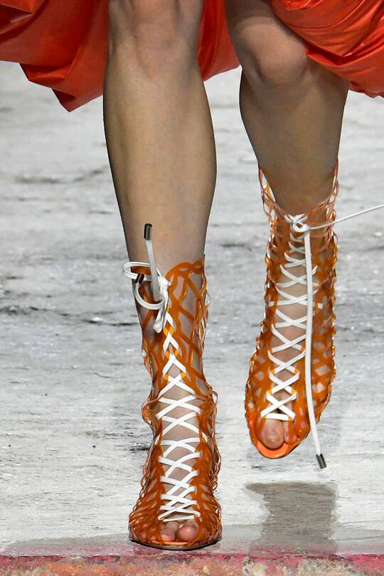 Schuhe gesehen auf den Catwalks an der Fashion Week London im September 2017