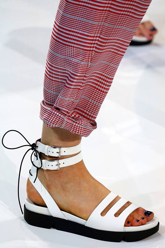 Schuhe gesehen auf den Catwalks an der Fashion Week London im September 2017