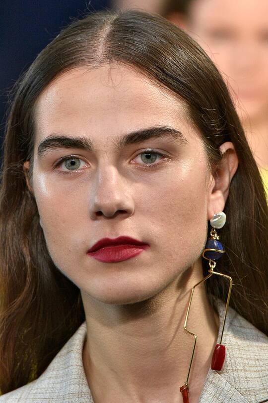 Schmuck gesehen auf den Catwalks der Fashion Week London im September 2017