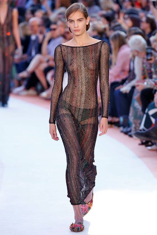 Nina Marker auf den Frühjahr/Sommer 2018 Shows