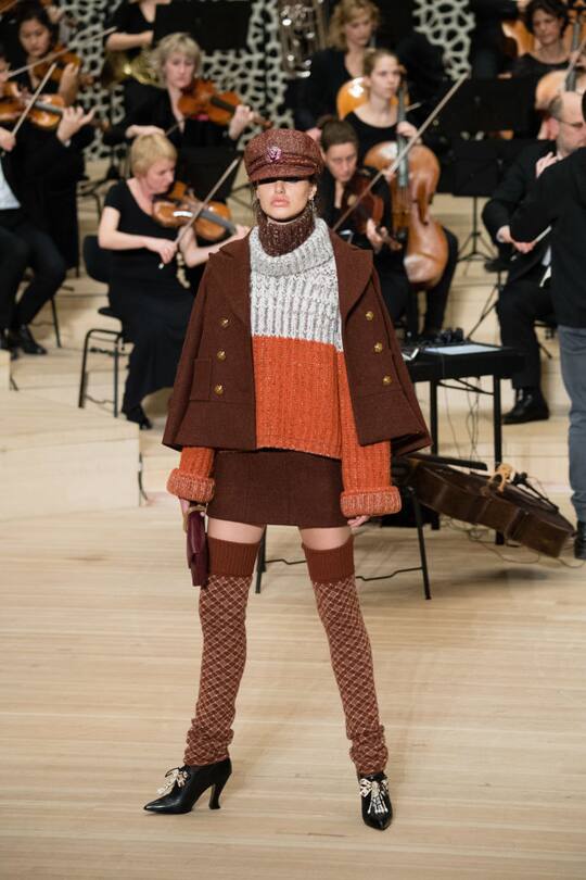 Runway-Bild der Métiers d'Art-Show 2017/2018 von Chanel