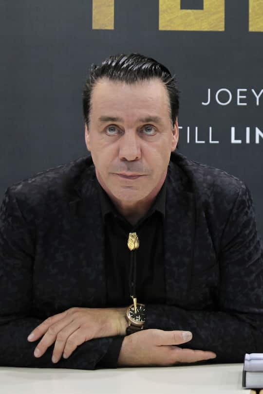Till Lindemann 2017 an der Frankfurter Buchmesse.