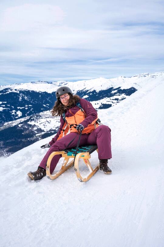 Schlitteln bei der Schlittelbeiz in Brün
