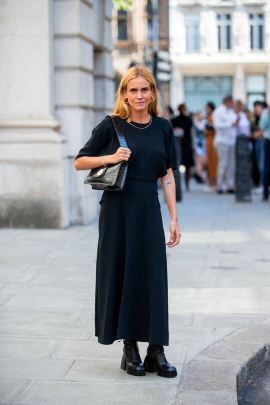 LONDON, ENGLAND - SEPTEMBER 15: Blanca Miró Scrimieri is seen wearing black dress outside Victoria Beckham during London Fashion Week September 2019 on September 15, 2019 in London, England. (Photo by Christian Vierig/Getty Images)