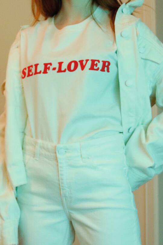 Slogan-Shirt von Weekday aus der Serie «Zeitgeist»