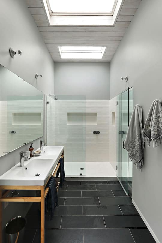 So schön wohnt Emily Ratajkowski