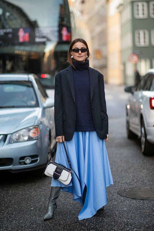 Schwarz und Dunkelblau