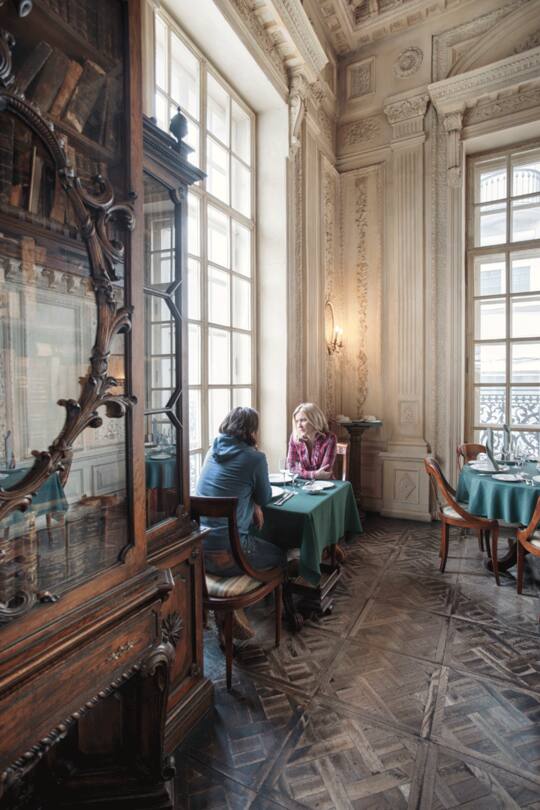 SEATS FOR SWITZERLAND Moskau