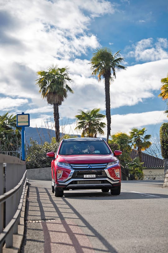 Kurvenstar: Auf schmalen Strässchen ist der Eclipse Cross in seinem Element.