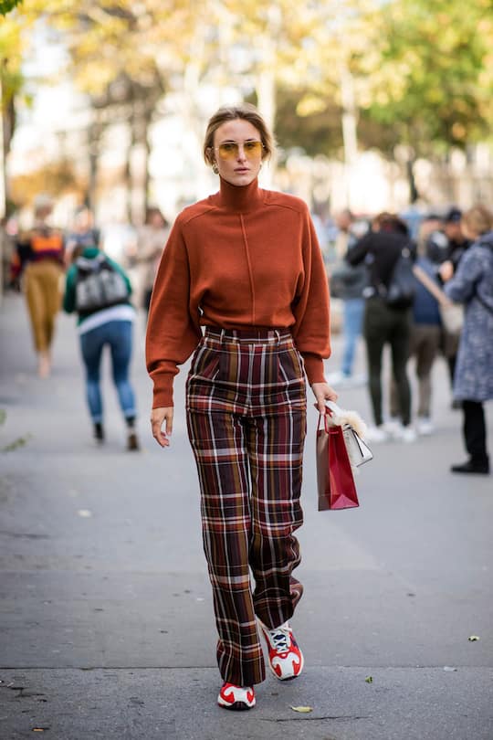 Rollkragen bei grossen Brüsten: So klappt das Styling