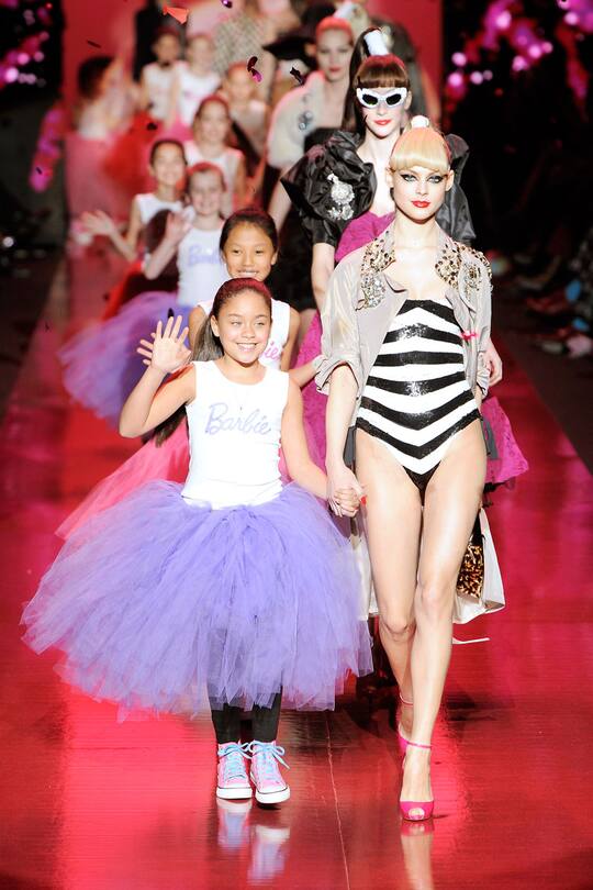 Barbie feiert ihren 60. Geburtstag – Barbie im Laufe der Zeit