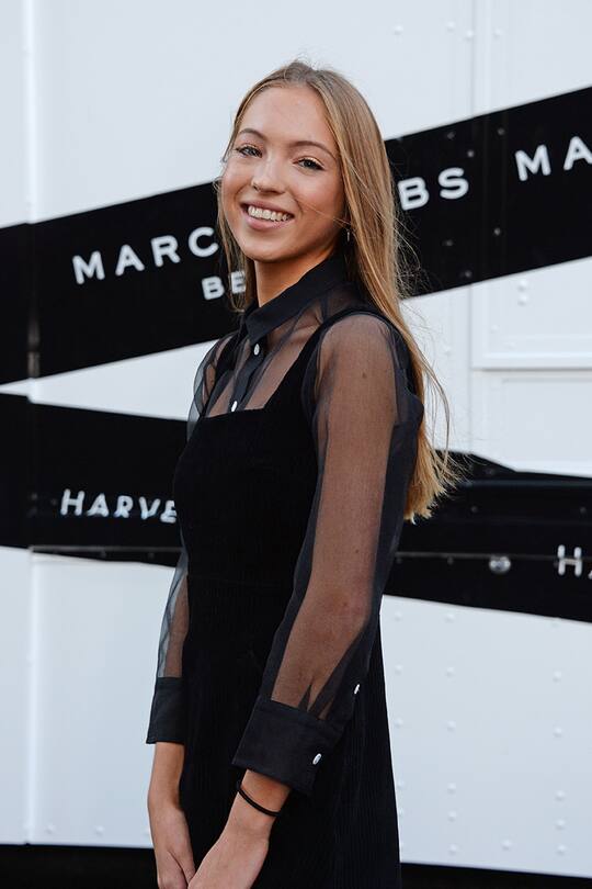 Lila Moss ist das Gesicht von Marc Jacobs Beauty