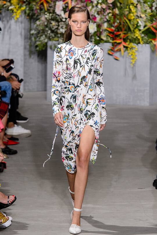 New York Fashion Week Frühjahr/Sommer 2018 Jason Wu Show Runway