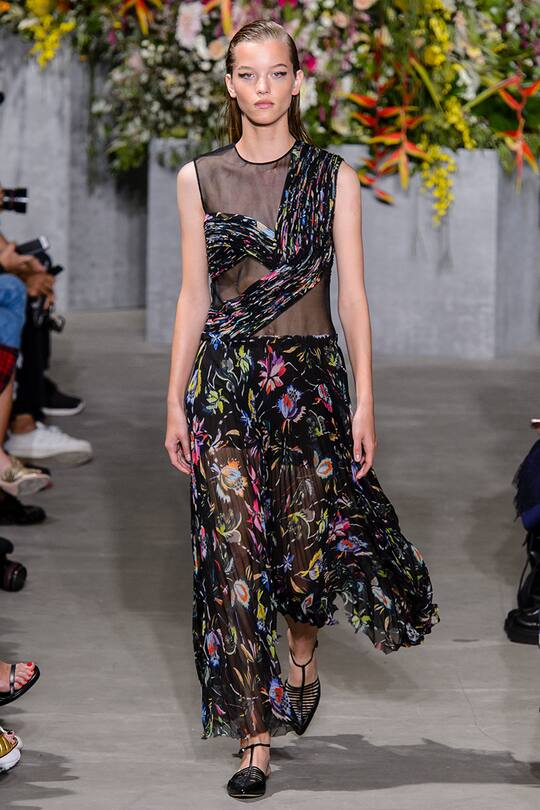New York Fashion Week Frühjahr/Sommer 2018 Jason Wu Show Runway