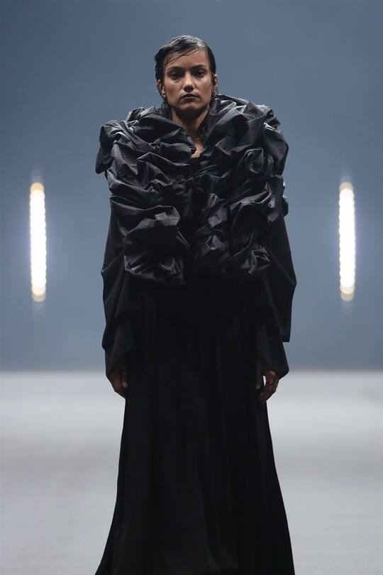 Die Looks von De Niz Christa de Carouge an der Mode Suisse Edition 12