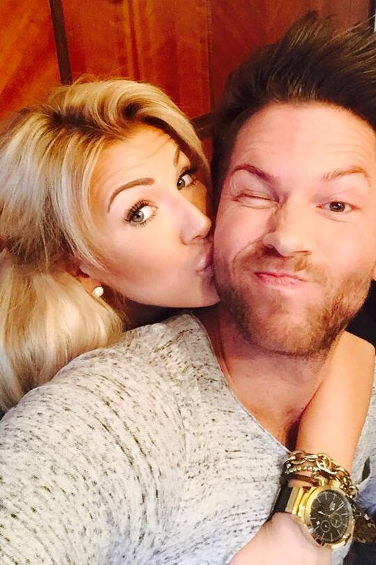 Bachelor Oliver Sanne mit Freundin Vivien Konca Miss Germany