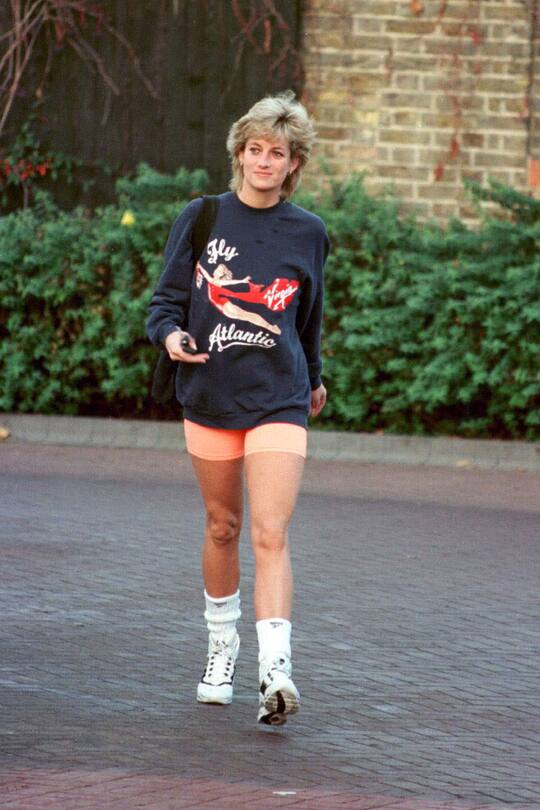 LONDON - NOVEMBER 1995: Princess Diana, Princess of Wales, wearing Virgin Atlantic sweatshirt, leaves Chelsea Harbour Club, London in November, 1995. (Photo by Anwar Hussein/WireImage)