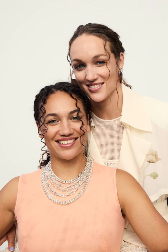 Anouk & Zoé Vergé-Dépré