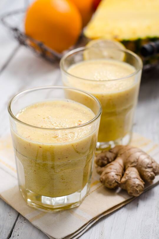 Ananas-Smoothie mit Ingwer