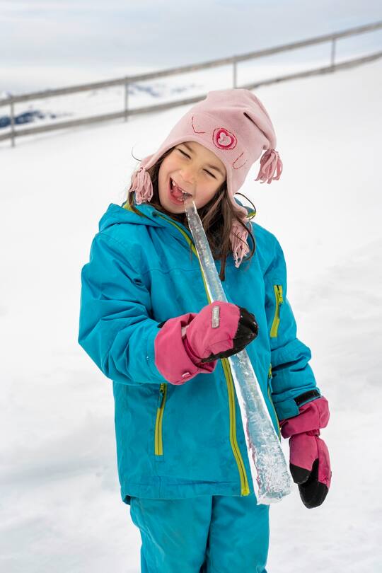 Schlitteln bei der Schlittelbeiz in Brün