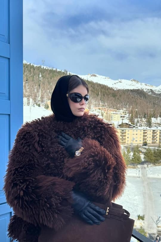 Kaia Gerber geniesst St. Moritz.