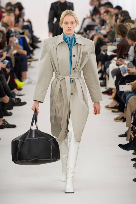 Balenciaga Spring Summer 2017 Paris Fashion Week