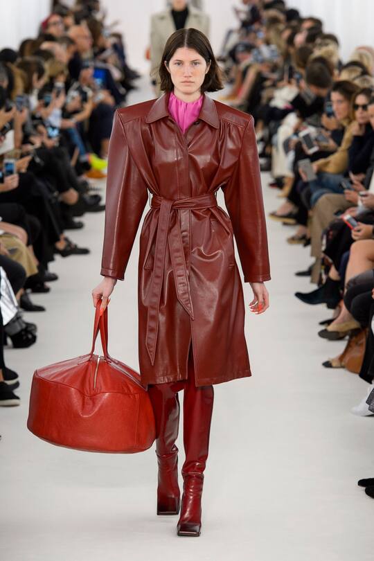 Balenciaga Spring Summer 2017 Paris Fashion Week